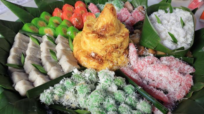 Jajanan Pasar Nusantara: Perpaduan Rasa, Budaya, dan Alam Indonesia