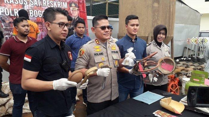 Bos Tambang Emas Ilegal di Bogor Ditangkap Polisi, Pelaku Raup Untung Rp 50 Juta Sebulan