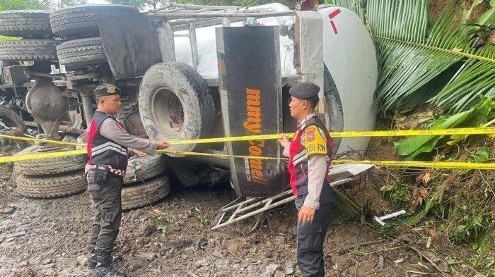 kecelakaan kalijambe purworejo truk semen