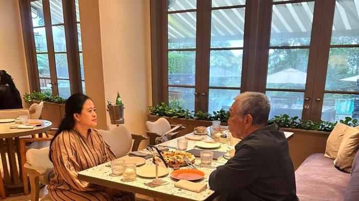 Menko Marves Luhut Binsar Pandjaitan, menerima kunjungan Ketua DPR RI sekaligus Ketua DPP PDI Perjuangan, Puan Maharani, di Singapura pada Selasa sore (28/11/2023).