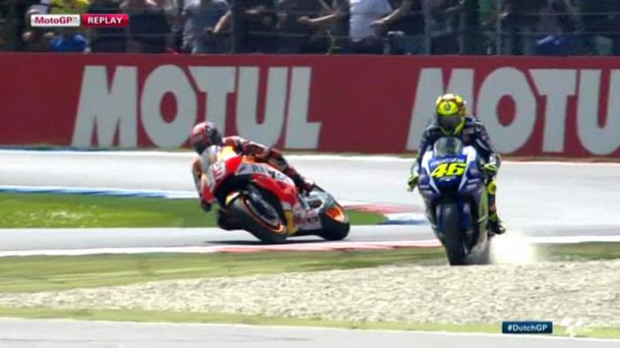 Marquez: Rossi Ajarkan Kami Hal Baru, Dia Memang Pintar Bukan?