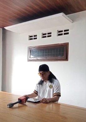 Miftah Maulana Habiburrahman menyatakan mundur dari jabatan sebagai Utusan Khusus Presiden setelah ucapannya kepada Sunhaji, penjual es teh.