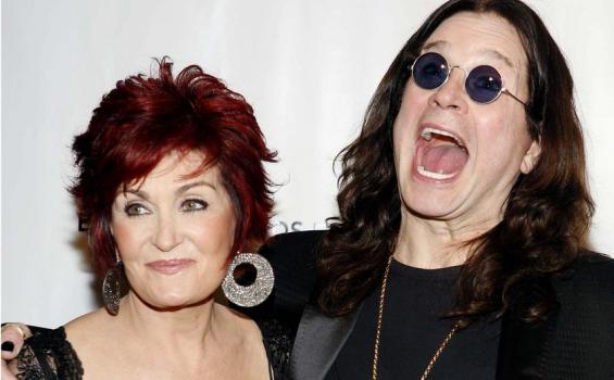 OZZY OSBOURN MENINGGAL - Dunia musik tengah diselimuti duka. Legenda musik rock Ozzy Osbourne meninggal dunia. Ini perjalanan karier bermusiknya.