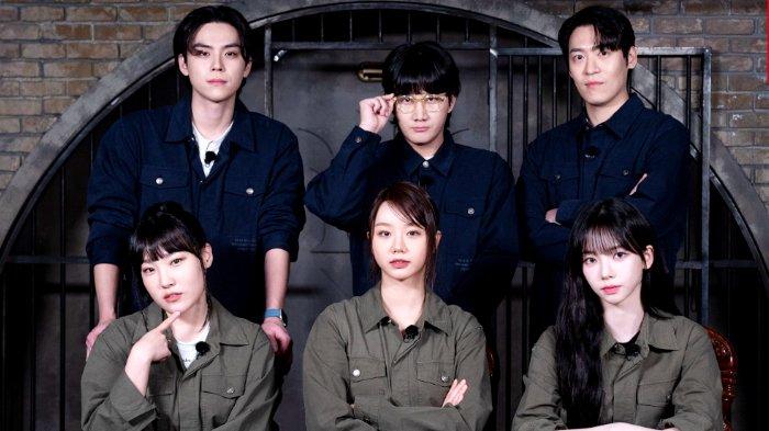 Para pemain variety show Korea Selatan 'Agents of Mystery' tayang di Netflix.