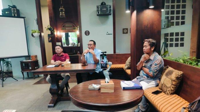 Jumhur Hidayat: Pemerintah Harus Serius Awasi Tenaga Kerja Asing