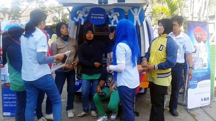 BCA Operasikan Mobil SiMOLEK di 15 Kota - TribunNews.com