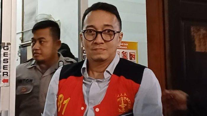 Rajo Emirsyah Terdakwa Judi Online Komdigi Jalani Sidang Tuntutan Hari Ini - TribunNews.com