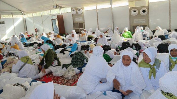 IBADAH HAJI 2025 - Kamis (4/6/2025) pagi jemaah haji di Arafah mulai mempersiapkan diri jelang wukuf 9 Zulhijjah 1446 H.