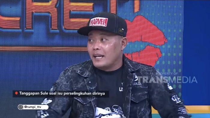 Sule jadi bintang tamu di Rumpi No Secret Trans TV, Kamis (26/10/2023).