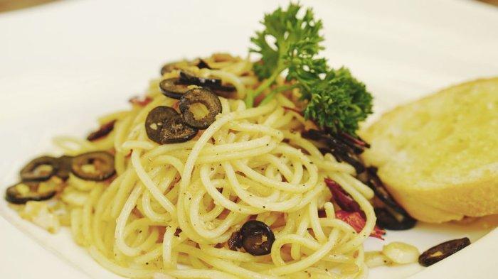 5 Tips Memasak Cepat Pasta dari Chef Martin Praja, Nikmat dan Sehat ...