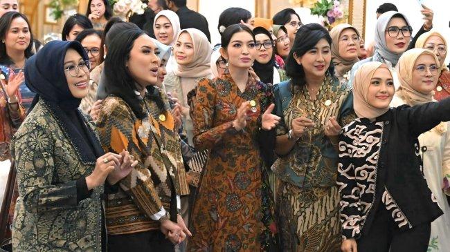 Fatma Saifullah Yusuf Hadiri Halal Bihalal Seruni dan Dekranas