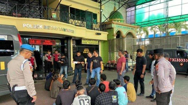 Berantas Premanisme, Polisi Tangkap 14 Orang Tukang Parkir Liar di Taman Sari Jakarta Barat