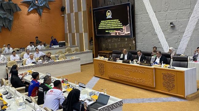 Revisi UU LLAJ Dipercepat, DPR Sepakat Bentuk Tim Kecil Bareng Kementerian Perhubungan