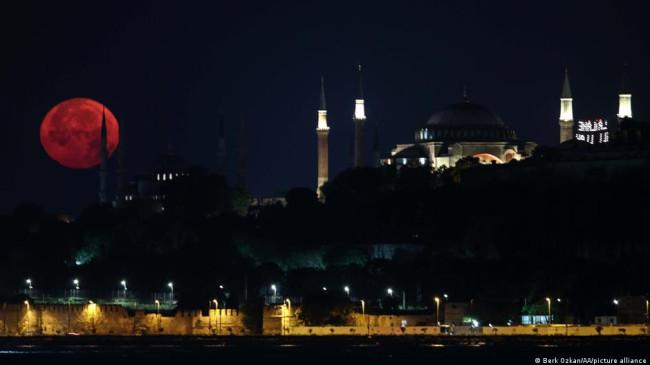 Bagaimana Jika Dunia tanpa Bulan?