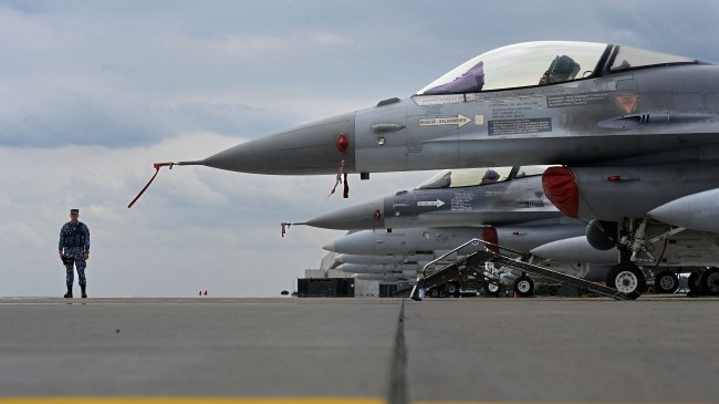 Ukraina Segera Latih Pilot Jet Tempur F-16 Terbaru, AS Kirim Instruktur, NATO Siapkan Lokasi