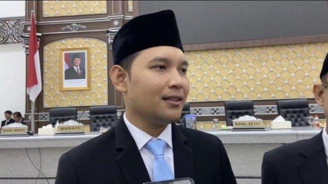 Sosok dr Mohammad Wahyu Ferdian, Bupati Cianjur Ingin Kirim Siswa Terindikasi LGBT ke Barak Militer