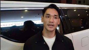 Lirik Lagu Kacamata - Afgan: Kulepas Kacamata Apa Kau Lebih Suka