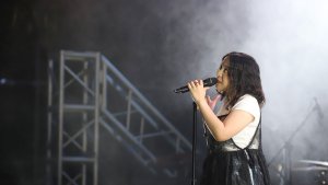 Chord Gitar dan Lirik Lagu Kata Mereka Ini Berlebihan - Bernadya: Chord Paling Mudah