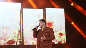 Chord Kunci Gitar & Lirik Lagu Ada Titik-titik di Ujung Doa - Sal Priadi: Kucoba Memaafkanmu Selalu