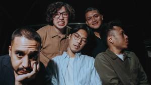 Chord Gitar dan Lirik Lagu 33x - Perunggu: Sebutlah NamaNya Tetap di JalanNya