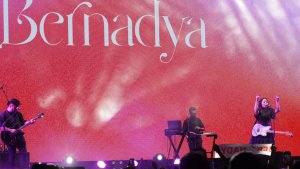 Chord Kunci Gitar Kita Kubur Sampai Mati Bernadya: Hening Sepanjang Perjalanan Pulang Entah Lebih