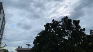 Prakiraan Cuaca 20 April 2026: Waspada Potensi Hujan Sangat Lebat di Aceh hingga NTB