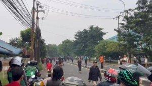 Dua-kelompok-massa-terlibat-bentrok-di-Jalan-Raya-Bogor-Cilodong-Kota-Depok.jpg