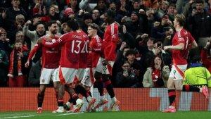 Geladang-Manchester-United-Bruno-Fernandes-merayakan-gol-lawan-Real-Sociedad.jpg
