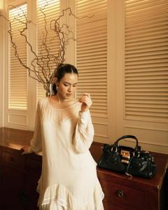 Lirik Lagu Raisa - Terserah: Kisah Cinta Mirip Kita Tak Menyentuh Selamanya