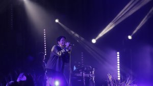 Chord Kunci Gitar dan Lirik LAGU TERBARU Hindia - Letdown: Dua Dekade Ratusan Janji Yang Tak Selesai