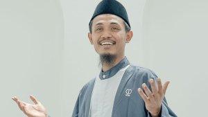 Chord Gitar Karena Rupiah - Valdy Nyonk: Mengapa Kini Kau Berubah setelah Diriku Jatuh dan Susah