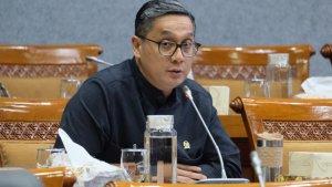 isi-VII-DPR-RI-Putra-Nababan-menyebut-Kementeria.jpg