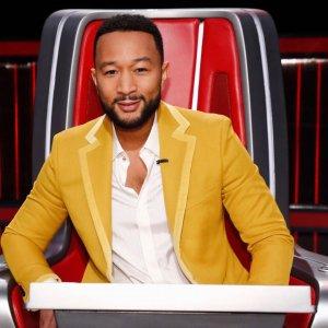 Lirik Lagu All Of Me - John Legend: Cause All Of Me Loves All Of You