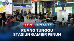 17 Ribu Orang Berangkat dari Stasiun Gambir, Ruang Tunggu Penuh