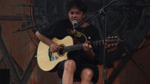 Chord Kunci Gitar dan Lirik Lagu Disarankan di Bandung - Dongker feat Jason Ranti