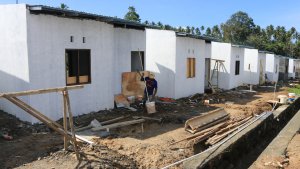 pertumbuhan-pemukiman-rumah-murah-di-manado_20180116_202227.jpg