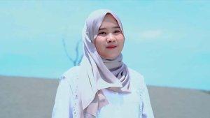 Chord dan Lirik Lagu Ropang - Ririn DA ft Restianade: Aku Pancen Ora Sempurna Gampang Terluka 