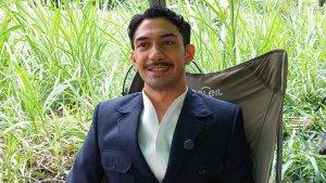 reza-rahadian-1-100724.jpg