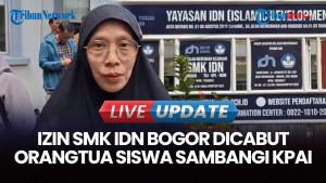 Belasan Orang Tua Siswa SMK IDN Bogor Bawa Poster ke KPAI, Izin Sekolah Dicabut