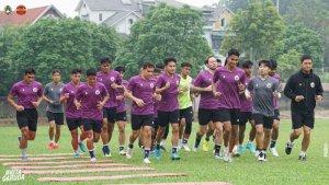 timnas-u-23-indonesia-menggelar-latihan-pada-kamis-1252022-di-sea-games.jpg