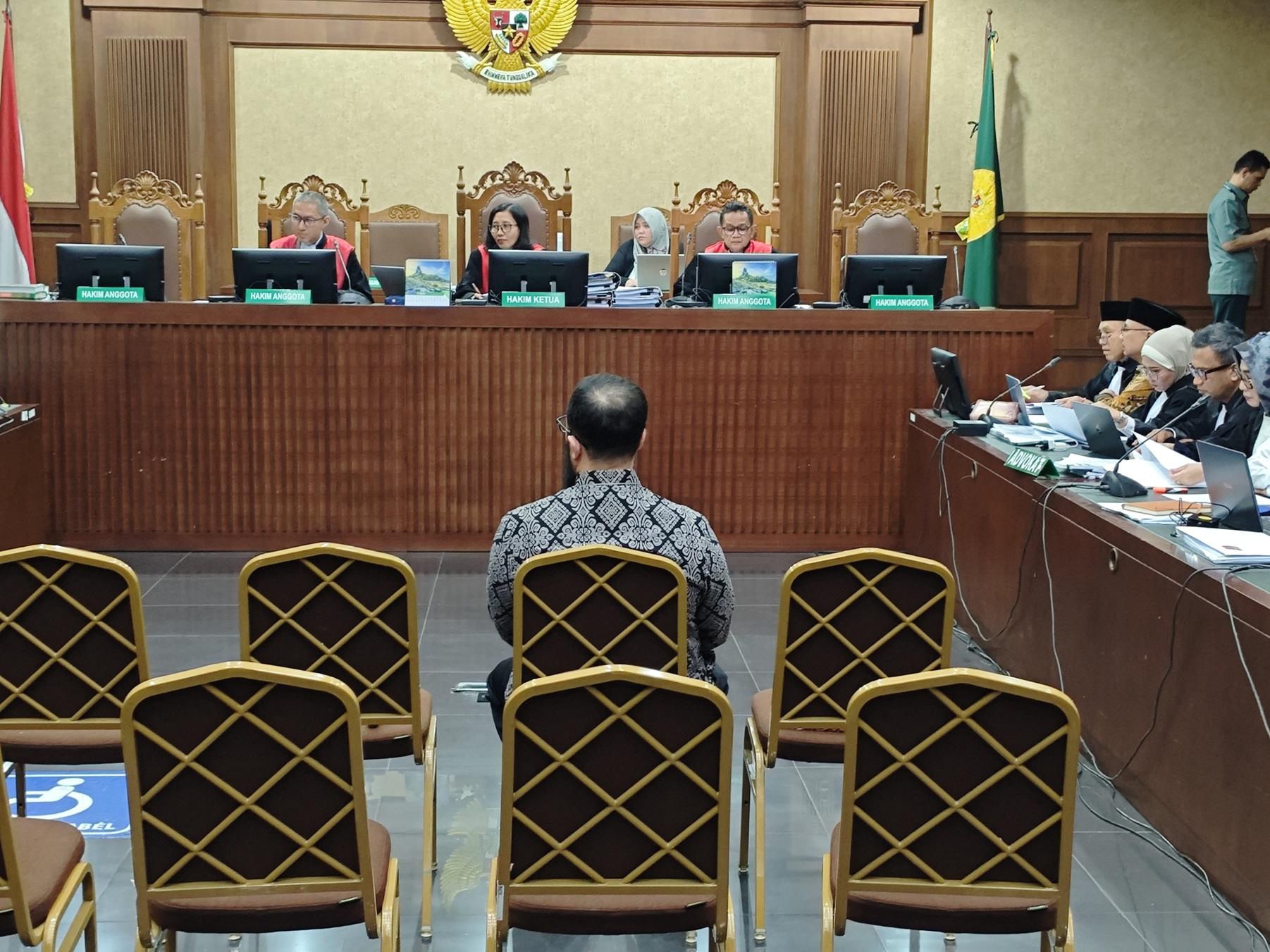 Jaksa Cecar Khalid Basalamah soal Transfer 200 Ribu Dolar AS dalam Kasus Korupsi Kuota Haji