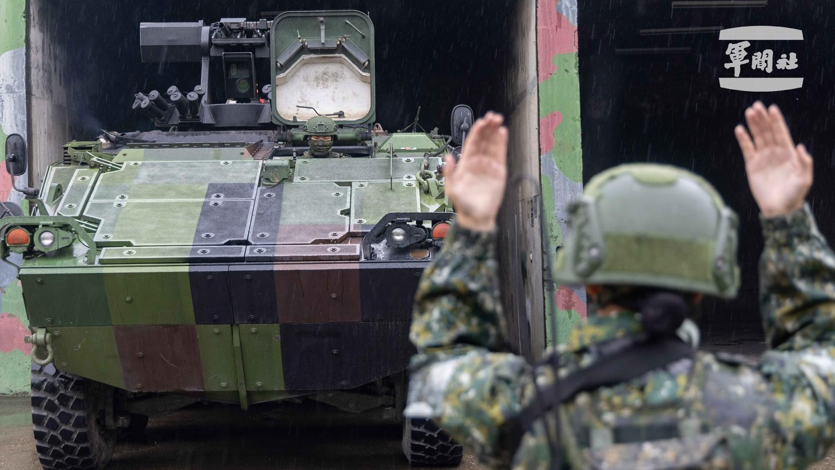 LATIHAN MILITER TAIWAN - Foto yang dirilis Kementerian Pertahanan Taiwan di X, memperlihatkan latihan militer Han Kuang ke-41 pada Rabu, 9 Juli 2025. Pasukan Taiwan akan berlatih dengan HIMARS, sistem roket canggih buatan Amerika Serikat.