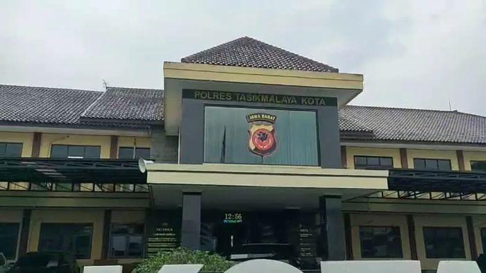Geger! Tahanan Pencabulan Polres Tasikmalaya Kabur Saat Buang Sampah