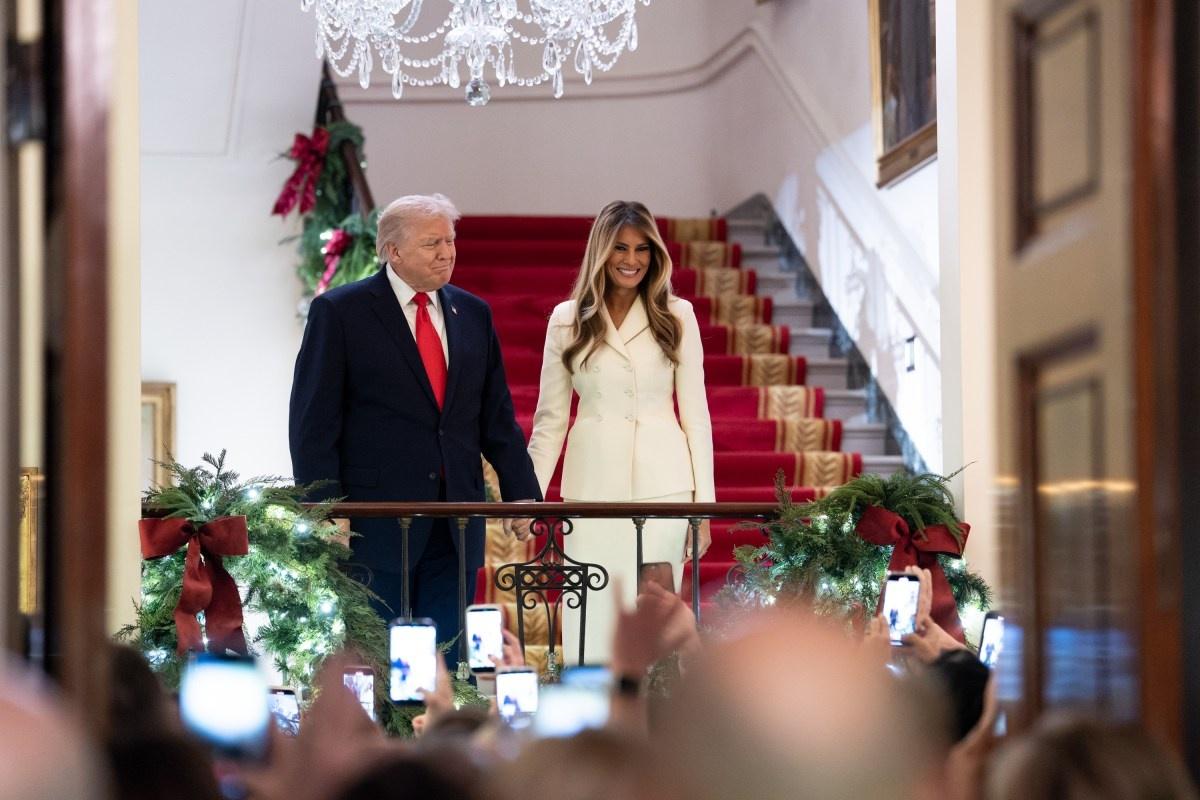 Gaya Melania Damaikan Rusia-Ukraina & Ranjau Hormuz