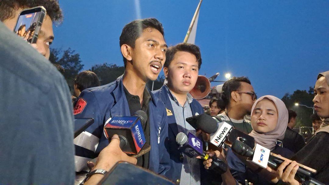 Mahasiswa Trisakti Desak Prabowo Copot Menhut Raja Juli Gegara Karhutla