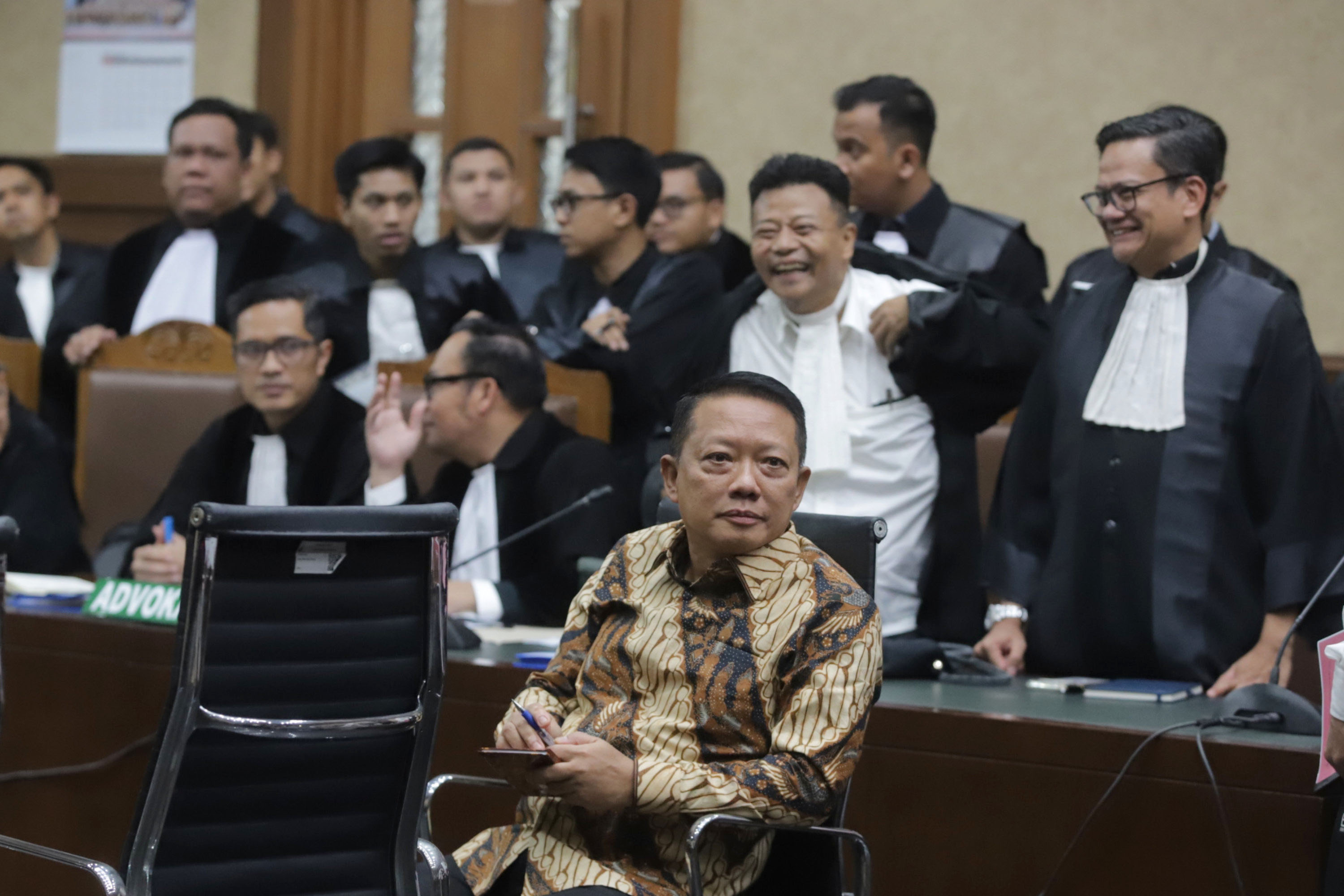 Febri Diansyah Nilai Dakwaan Eks Jampidsus Banyak Kejanggalan, Singgung Kasus Kematian Sutrimo