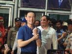 Mantan-Menteri-Perdagangan-Tom-Lembong-keluar-dari-Rutan-Cipinang-Jakarta.jpg