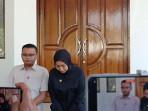 Maula-Akbar-dan-Wakil-Bupati-Garut-Putri-Karlina-3124fg.jpg