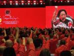 Megawati-Soekarnoputri-saat-menyampaikan-pidato-politiknya-321.jpg