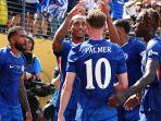 PERAYAAN-KEMENANGAN-Para-pemain-Chelsea-berselebrasi-setelah-mencetak-gol.jpg